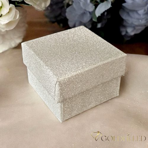 Darilna škatla (za uhane) 5 cm X 5 cm