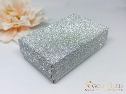 Darilna škatla (za uhane, žensko ogrlico, zapestnico) 5 cm X 8 cm